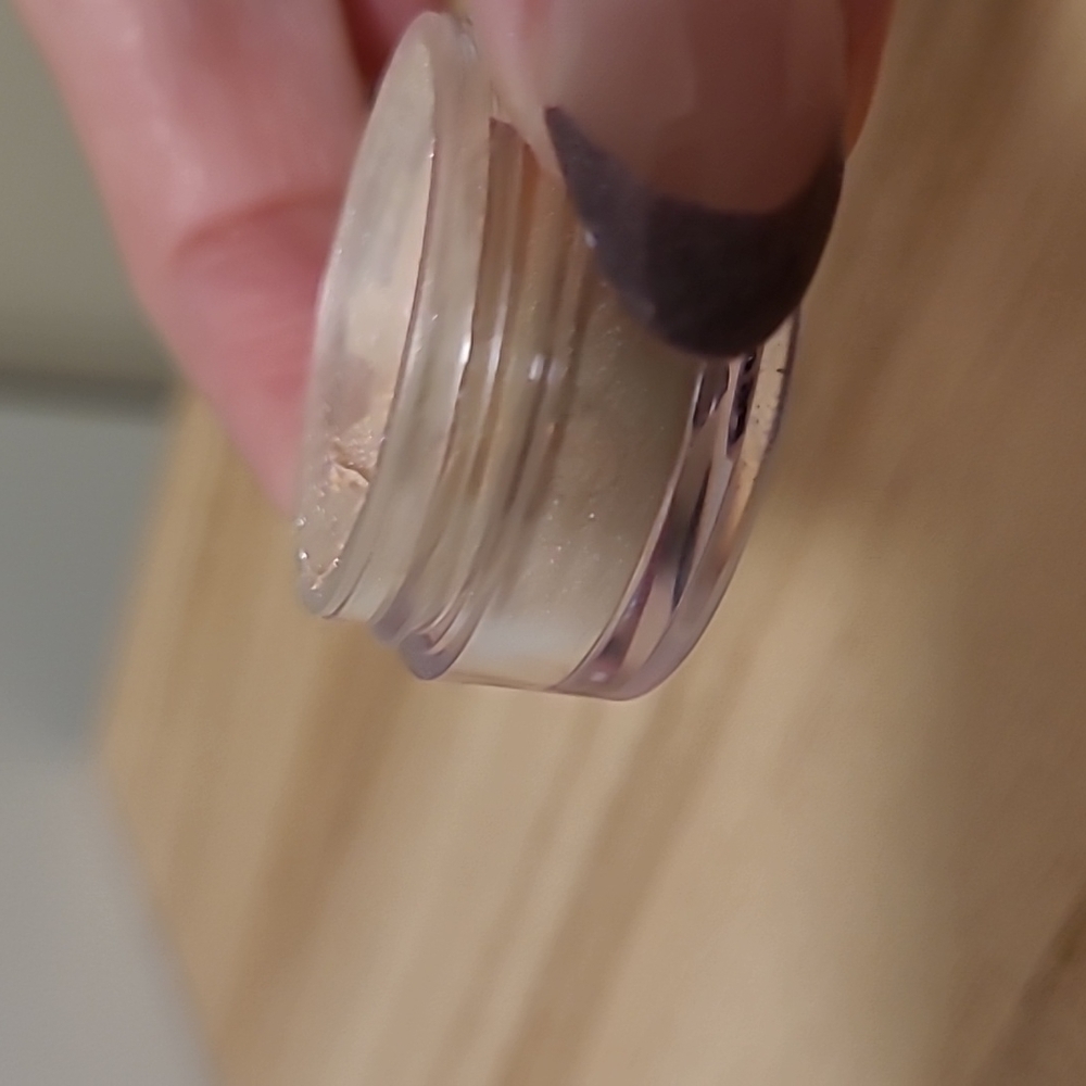 Bare Minerals Queen Phillis Eyeshadow Shimmer - Picture 2 of 5